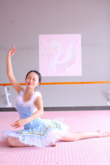 奇怪的美发发沙